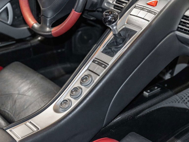 Porsche Carrera GT
