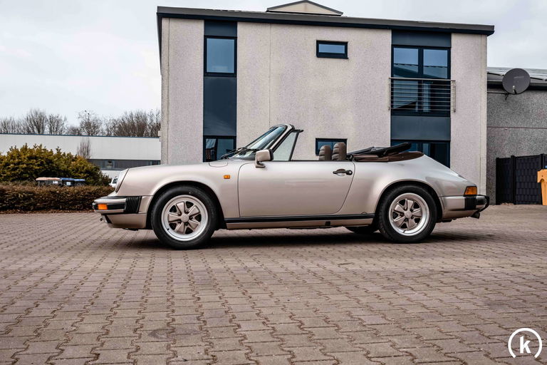 Porsche 911 Carrera 3.2