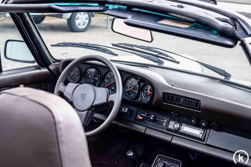 Porsche 911 Carrera 3.2