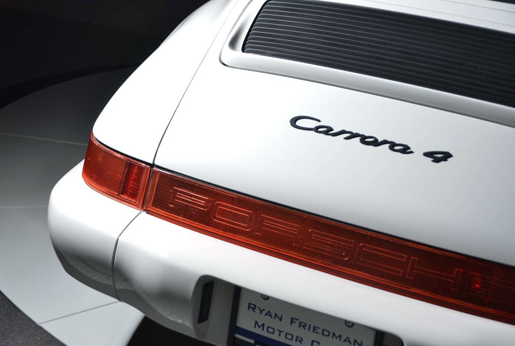 Porsche 964 Carrera 4