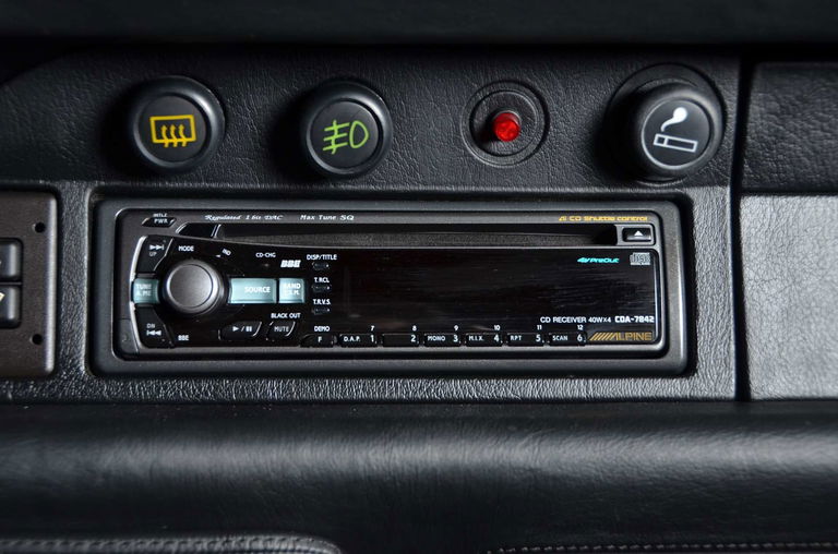 Porsche 964 Carrera 4