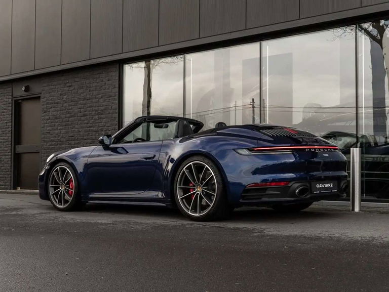 Porsche 992 Carrera 4S