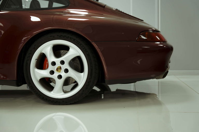 Porsche 993 Carrera 4S