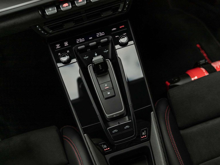 Porsche 992 Targa 4 GTS