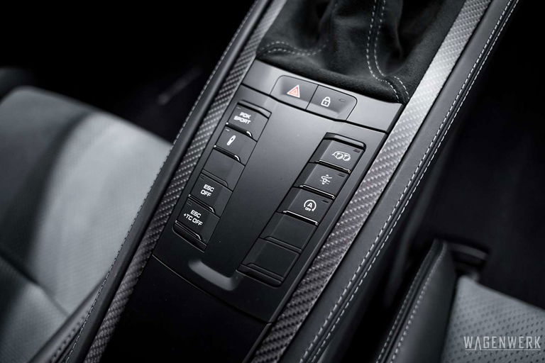 Porsche 718 Cayman GT4 RS