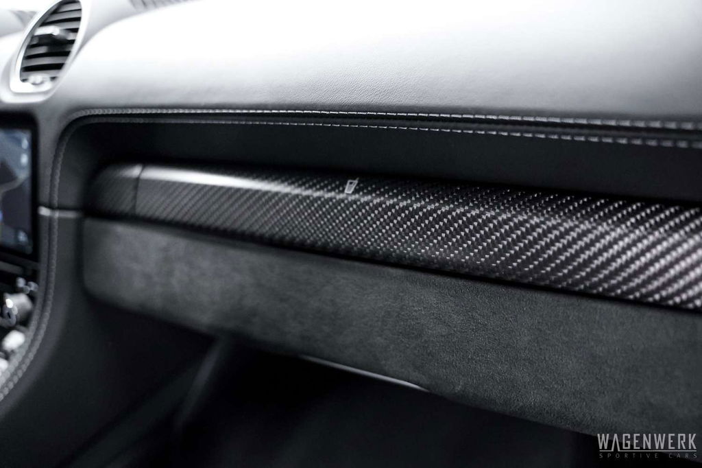 Porsche 718 Cayman GT4 RS