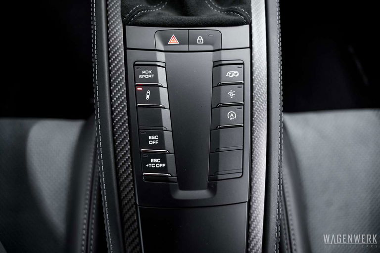 Porsche 718 Cayman GT4 RS