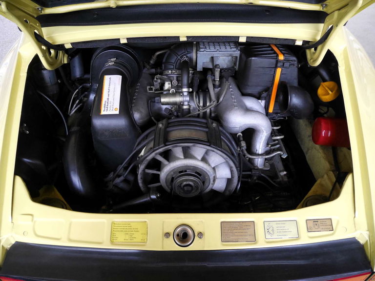 Porsche 911 Carrera 3.2