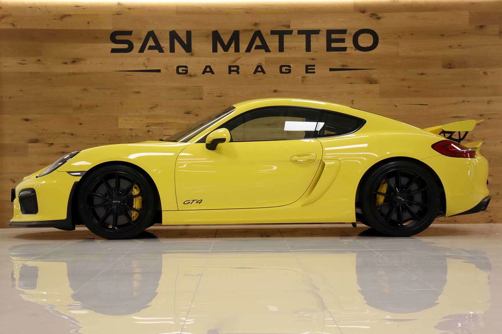 Porsche 981 Cayman GT4