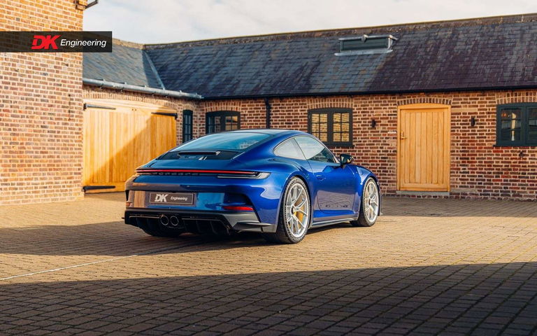 Porsche 992 GT3 Touring