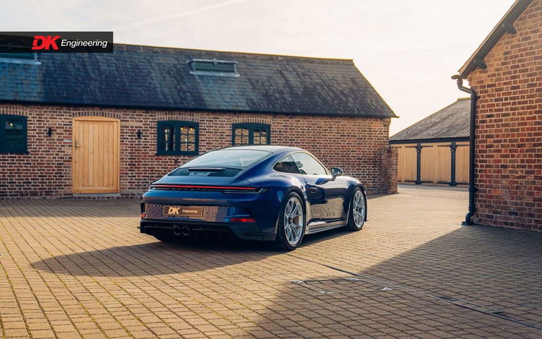Porsche 992 GT3 Touring