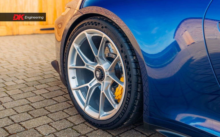 Porsche 992 GT3 Touring