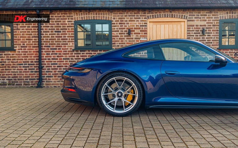 Porsche 992 GT3 Touring