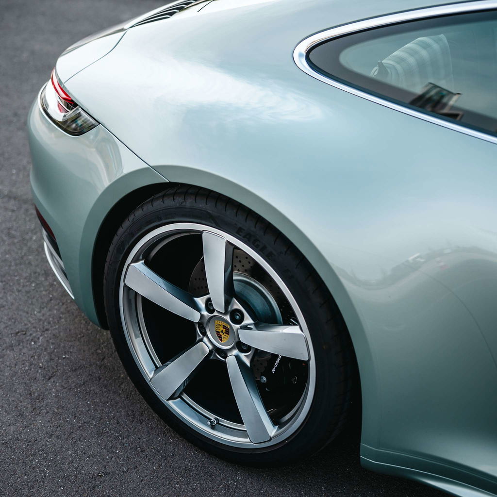 Porsche 992 Carrera 4S