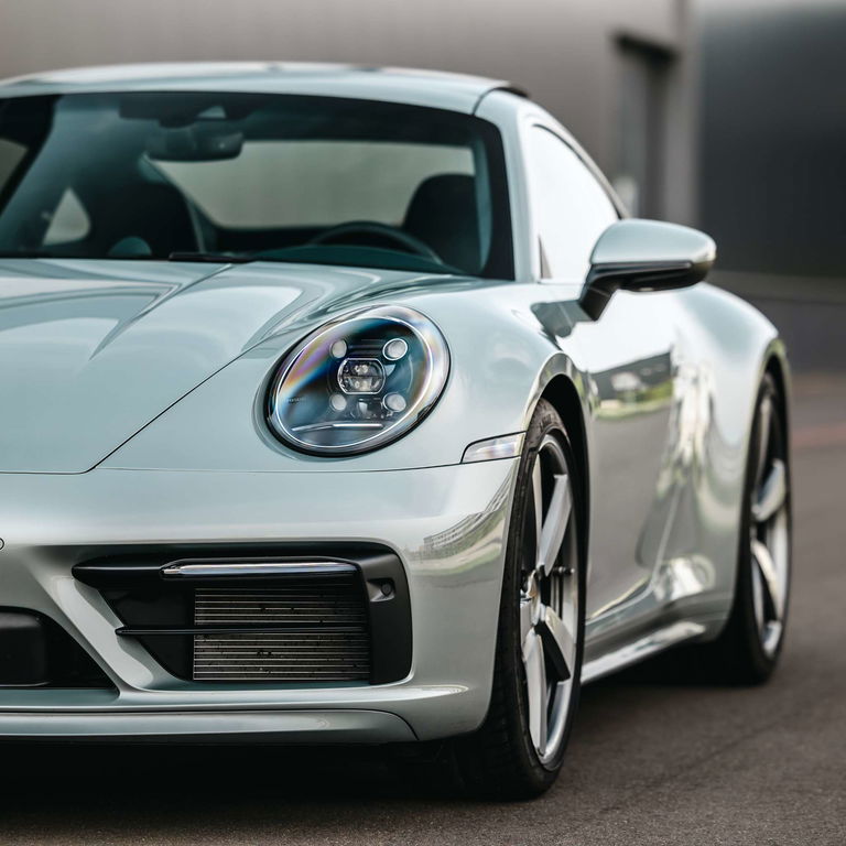 Porsche 992 Carrera 4S