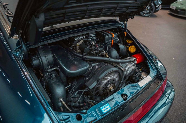 Porsche 964 Carrera 4