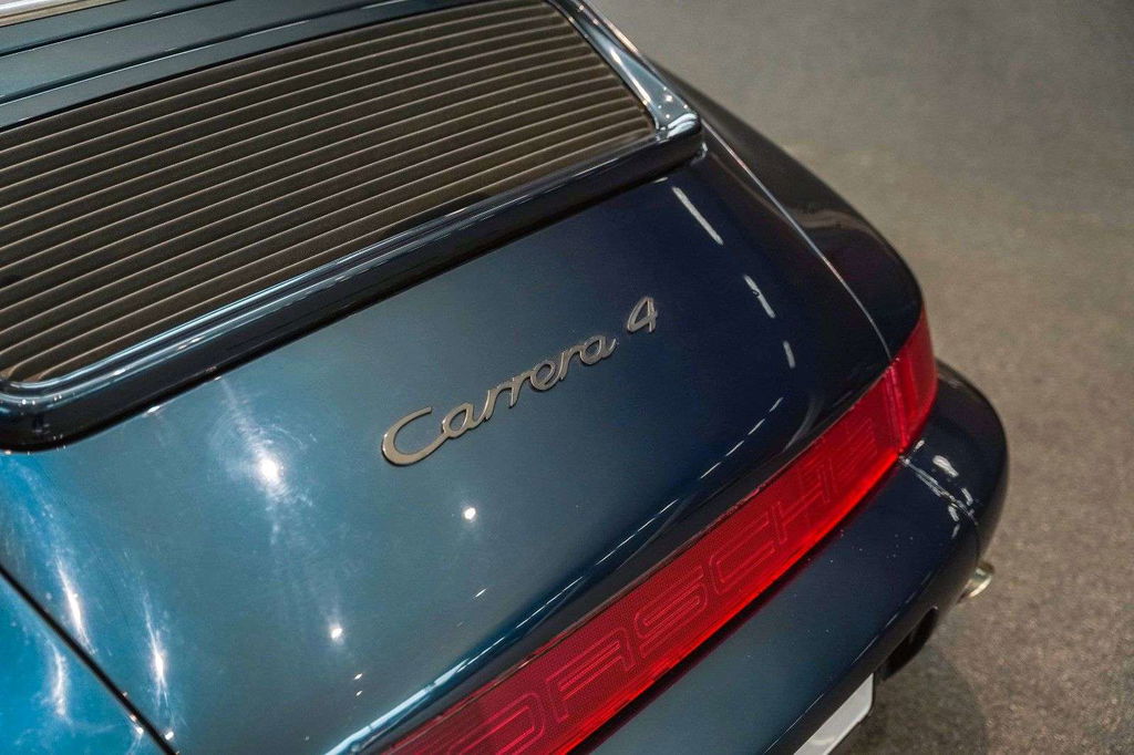 Porsche 964 Carrera 4