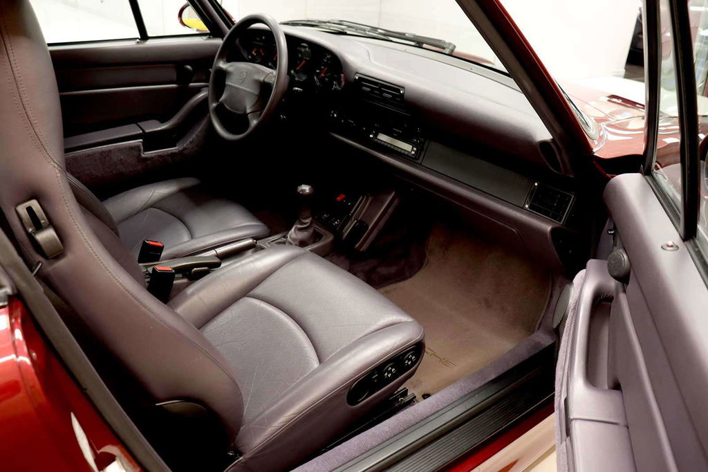 Porsche 993 Carrera 4S