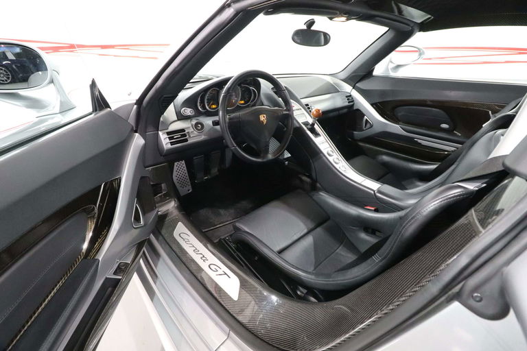 Porsche Carrera GT