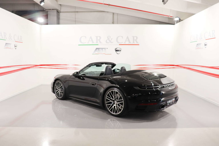 Porsche 992 Carrera 4S