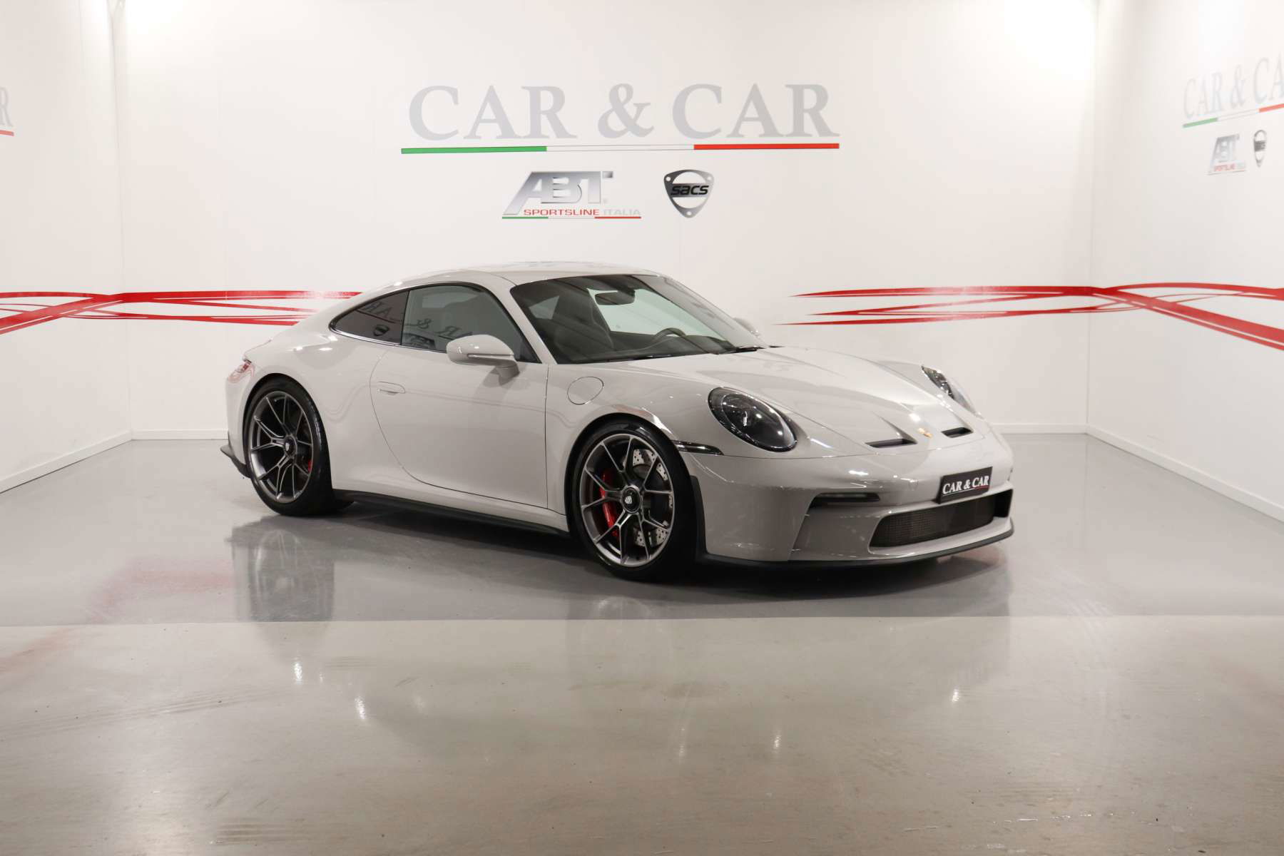 Porsche 992 GT3 Touring