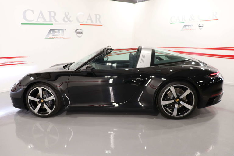 Porsche 992 Targa 4