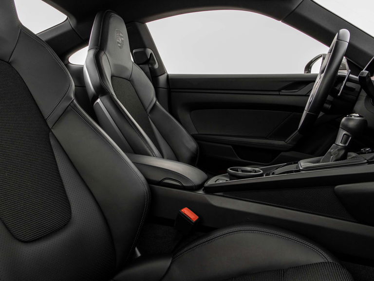 Porsche 992 GT3 Touring