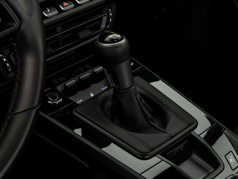 Porsche 992 GT3 Touring