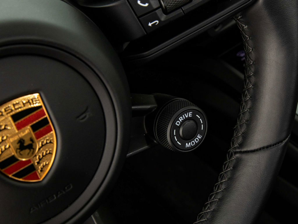 Porsche 992 GT3 Touring