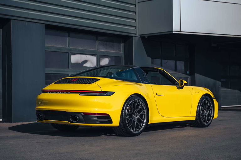 Porsche 992 Targa 4