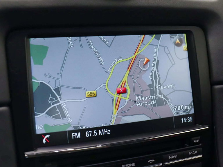 Porsche 981 Cayman GT4