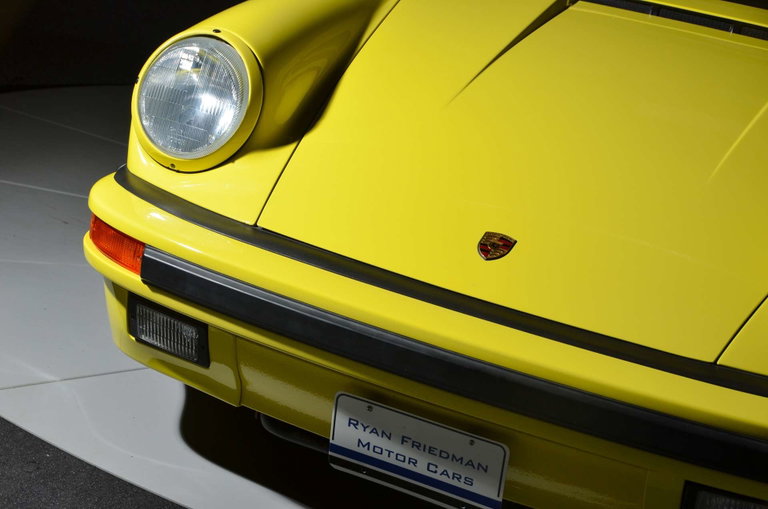 Porsche 911 Carrera 3.2 Speedster