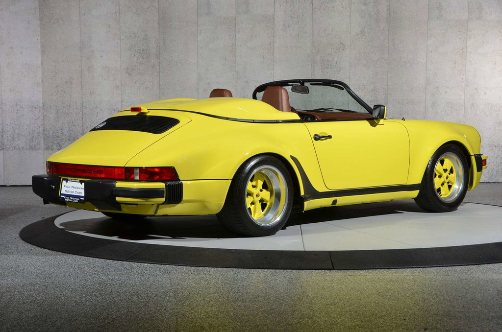 Porsche 911 Carrera 3.2 Speedster