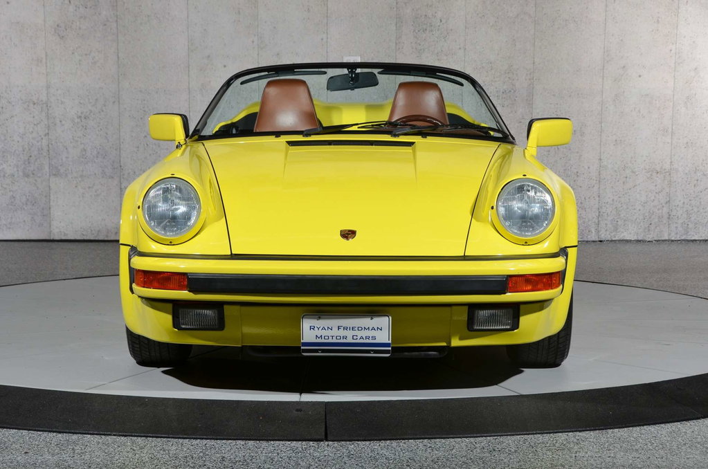 Porsche 911 Carrera 3.2 Speedster