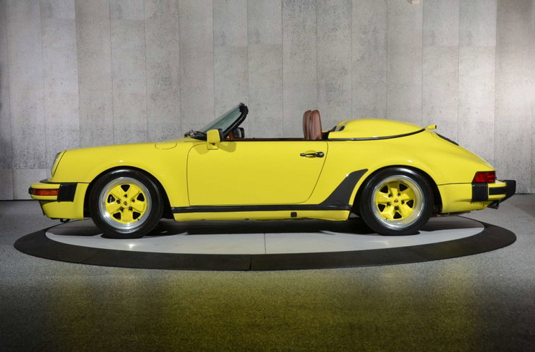 Porsche 911 Carrera 3.2 Speedster