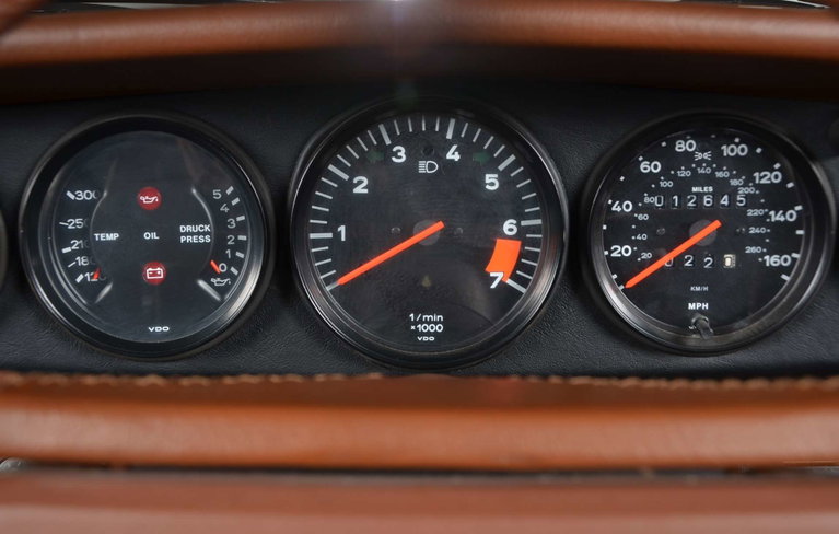 Porsche 911 Carrera 3.2 Speedster