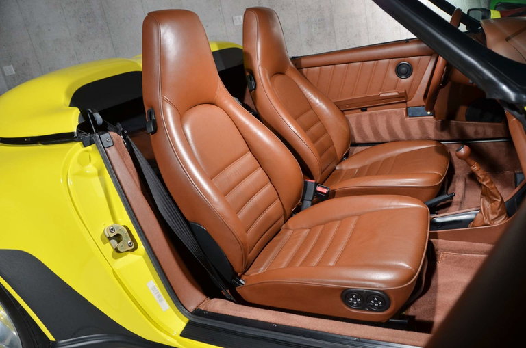 Porsche 911 Carrera 3.2 Speedster