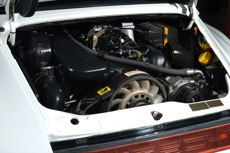 Porsche 964 Carrera 4 WTL