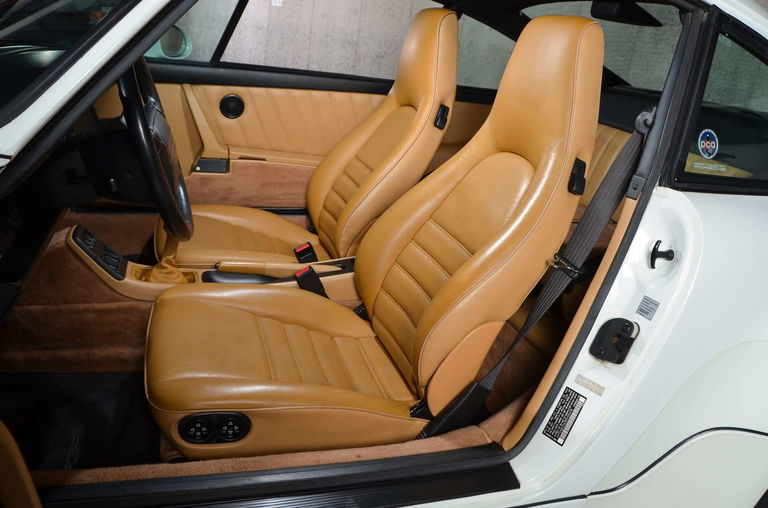 Porsche 964 Carrera 4 WTL