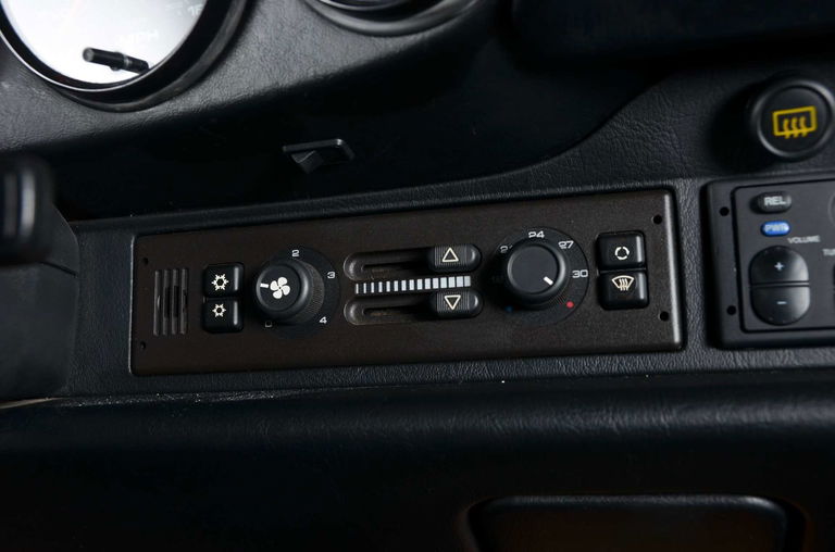 Porsche 964 Carrera 4 WTL