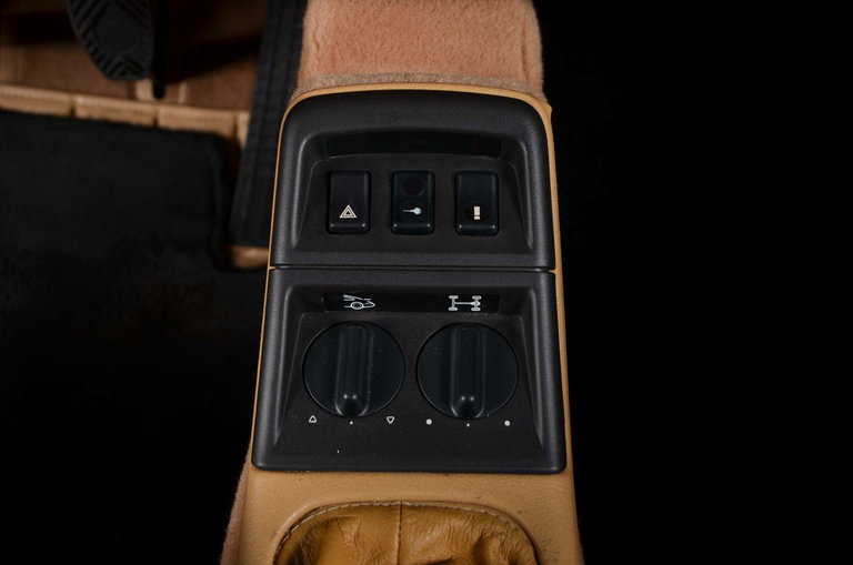 Porsche 964 Carrera 4 WTL