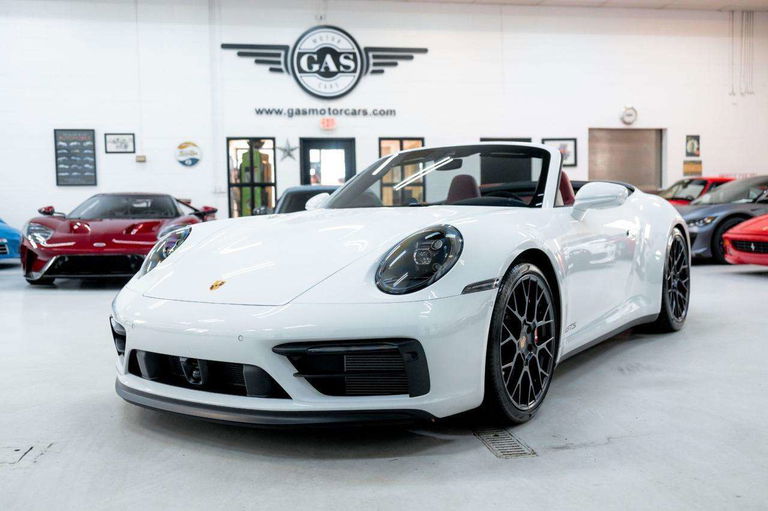 Porsche 992 Carrera GTS