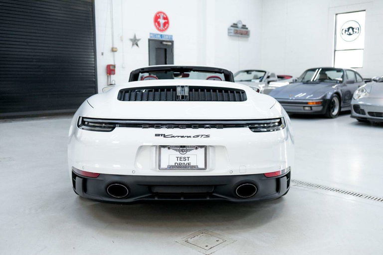 Porsche 992 Carrera GTS