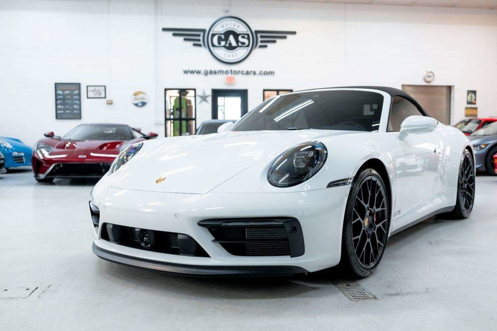 Porsche 992 Carrera GTS