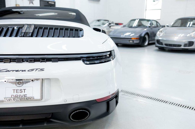 Porsche 992 Carrera GTS