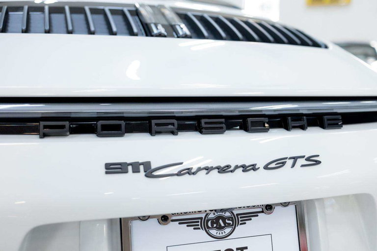 Porsche 992 Carrera GTS
