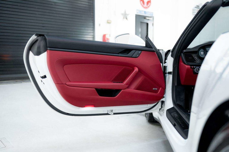 Porsche 992 Carrera GTS