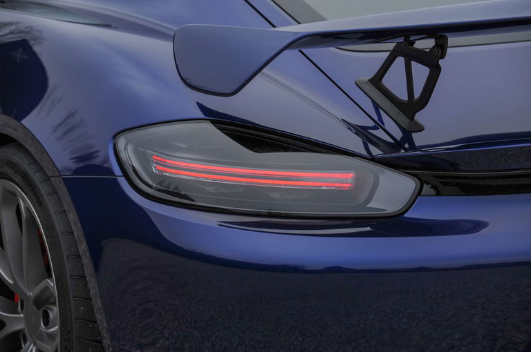 Porsche 718 Cayman GT4