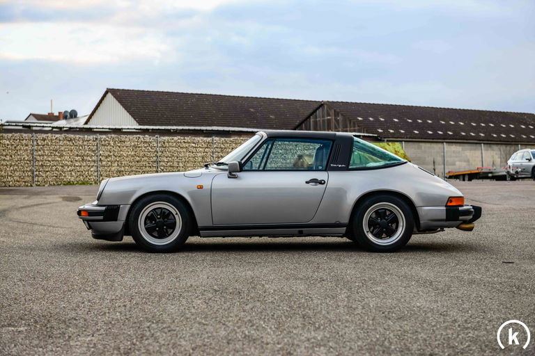 Porsche 911 Carrera 3.2 (US)