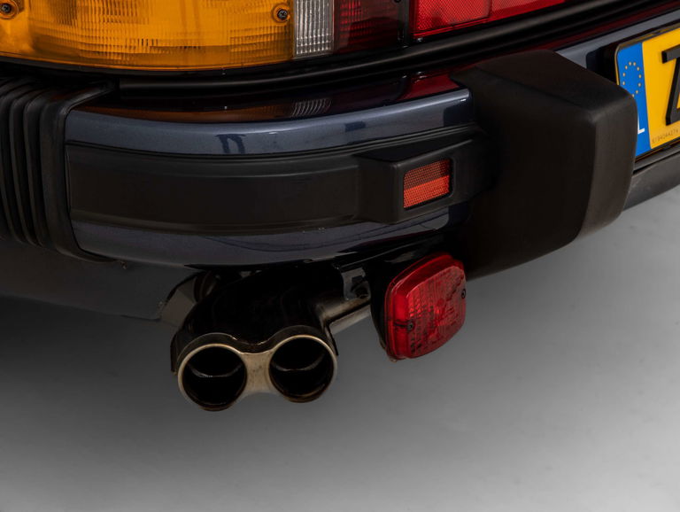 Porsche 911 Turbo 3.3